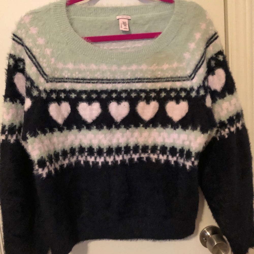 Victoria’s Secret  Sweater Lg gently used